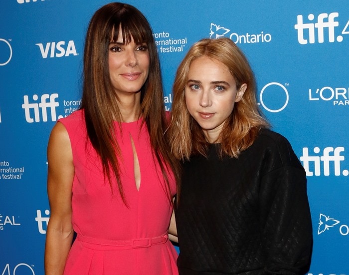 Sandra Bullock posed with co-star Zoe Kazan at the Our Brand Is Crisis press conference