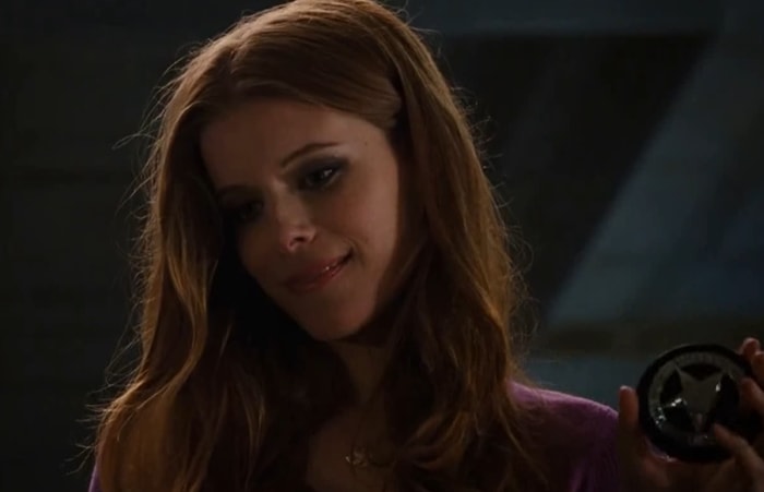 Kate Mara makes a brief cameo as a U.S. Marshal in Iron Man 2, delivering a subpoena to Tony Stark in one of her earliest appearances in a big-budget studio film