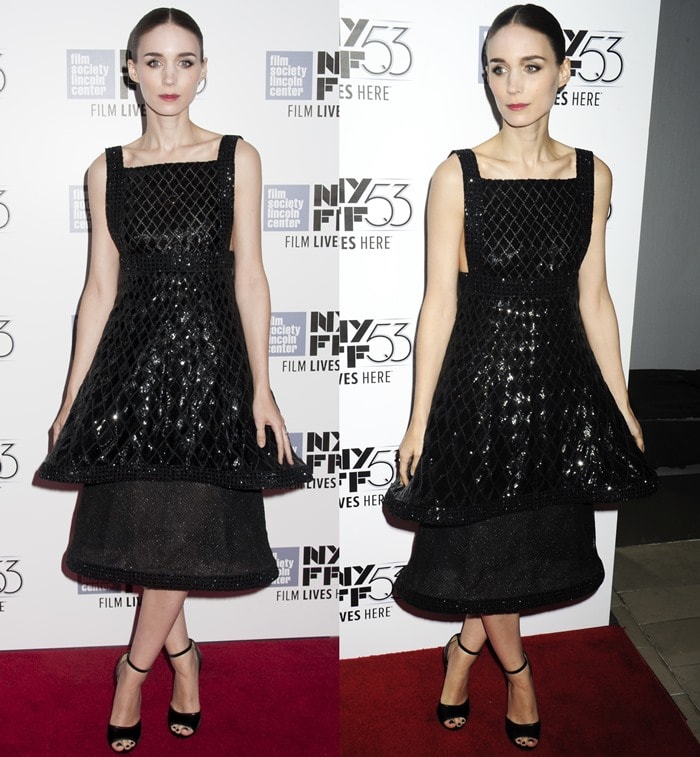 The actress stunned in a black embellished Chanel Fall 2015 Couture dress paired with Givenchy’s “Matilda” sandals
