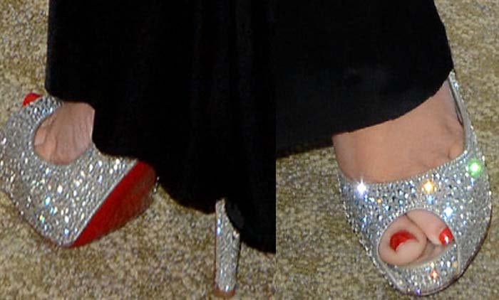 Christina Aguilera's feet in Christian Louboutin heels