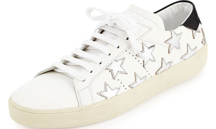 A softer take on the SL/06, this white leather version showcases tonal stitched star patches with a contrasting black heel tab and vintage-inspired off-white sole for understated rock-chic appeal