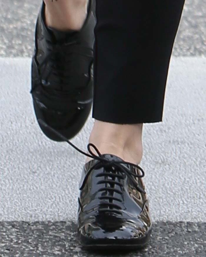 Hilary Duff's glossy black patent Chanel oxfords added a polished menswear-inspired finish to her relaxed off-duty look