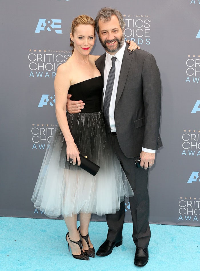 Leslie Mann and husband Judd Apatow pose for photos together at the 21st Annual Critics’ Choice Awards