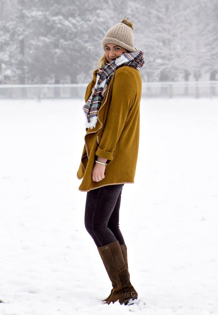 Rachel with another way to wrap a scarf around your neck to keep warm when out in the snow