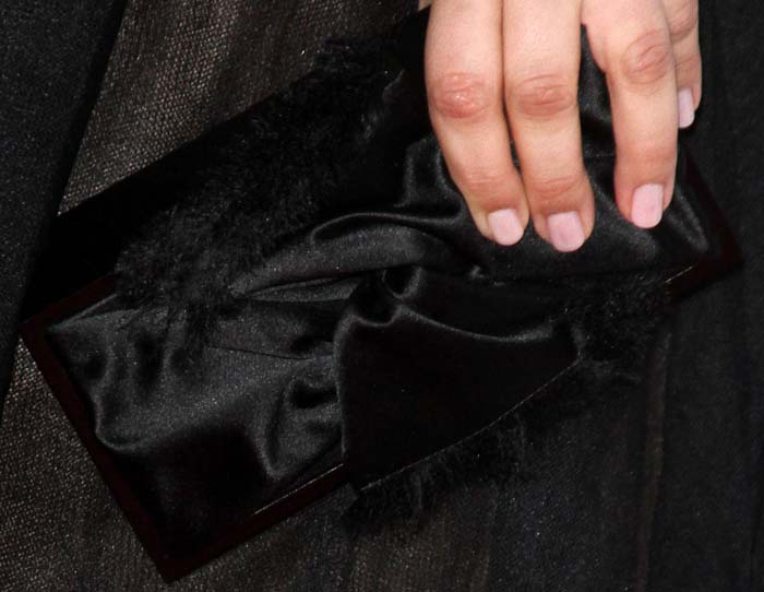 Kaley Cuoco turned to Jimmy Choo for her satin clutch
