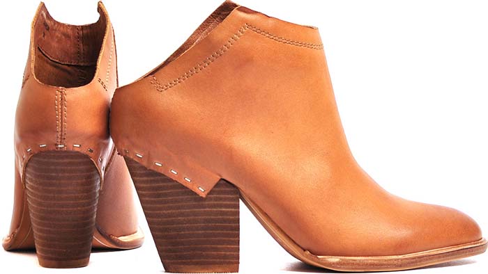 Midas “Armo” ankle boots in tan leather showcasing the brand’s signature stacked heel and clean, minimalist silhouette