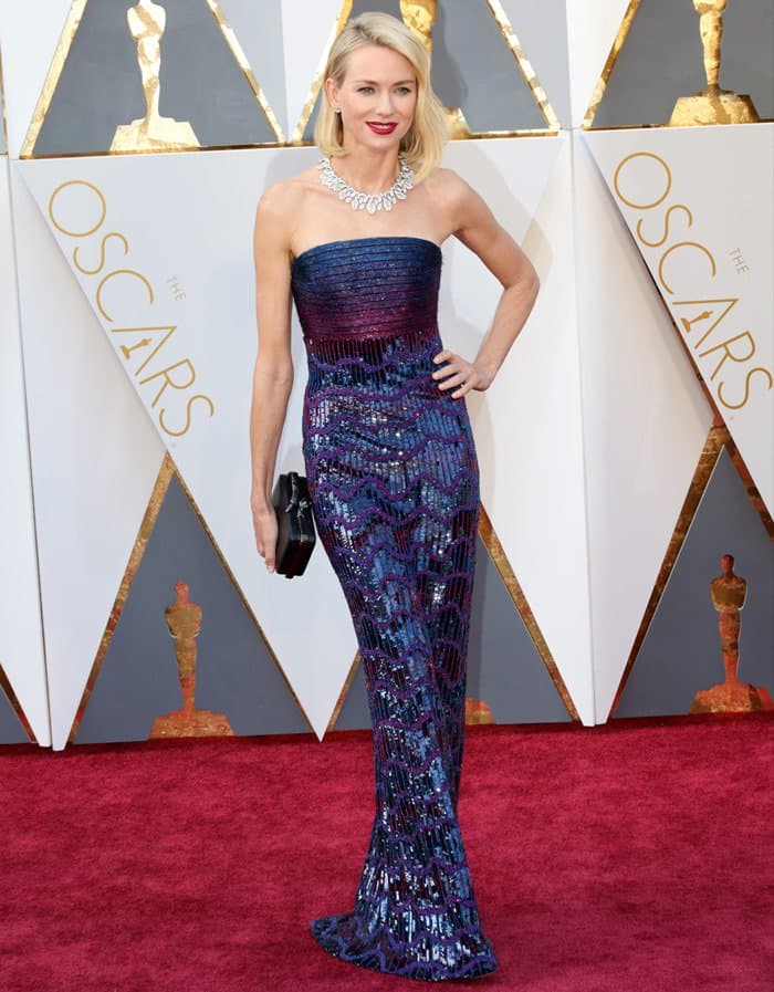 Naomi Watts in a sequined strapless navy gown by Armani Privé at the 88th Annual Academy Awards
