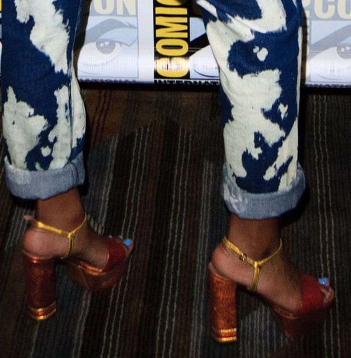 Keke Palmer’s metallic Bally platforms show off her vibrant blue pedicure