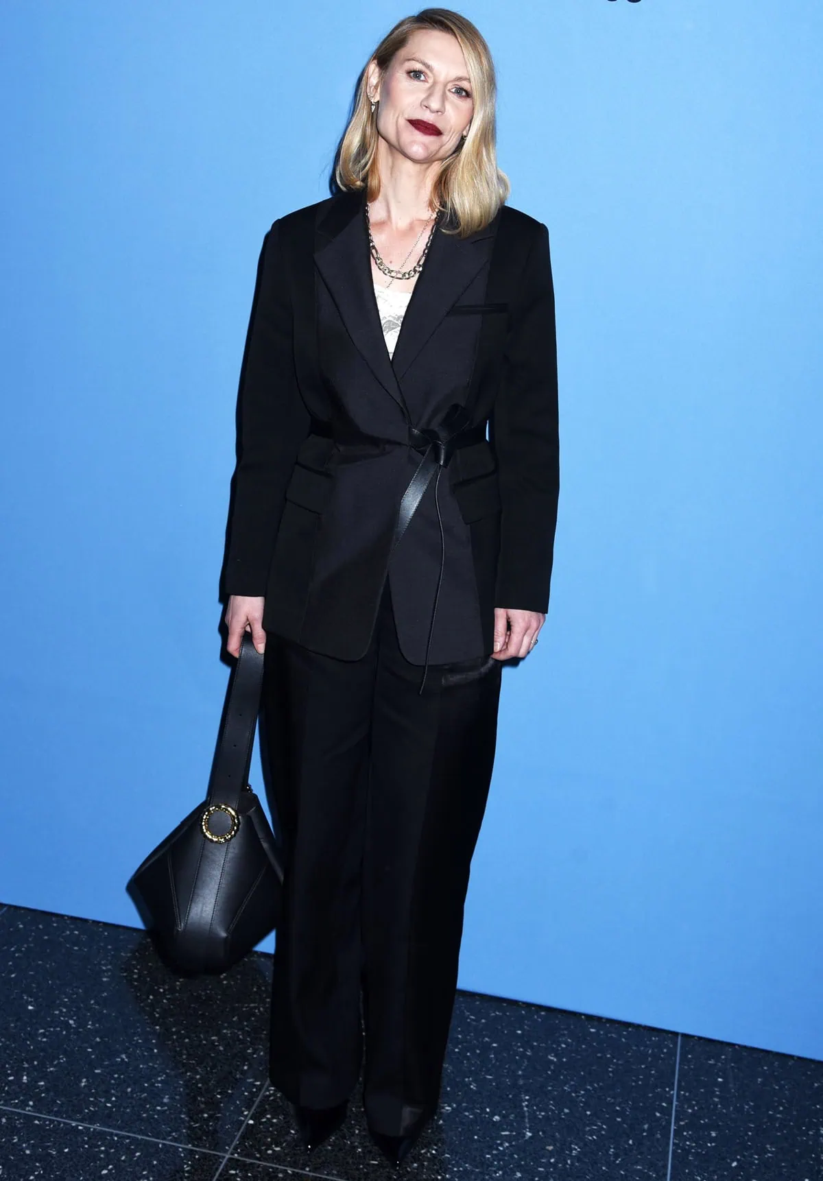 Claire Danes exuded modern sophistication in a tailored black suit cinched with a leather belt and paired with pointed-toe heels at the 40th Anniversary Screening of Sophie’s Choice, held at the Museum of Modern Art on February 6, 2024, in New York City