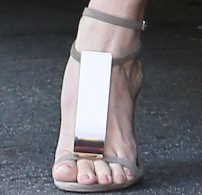 January Jones steps out in sleek Burberry Prorsum 'Irving' sandals
