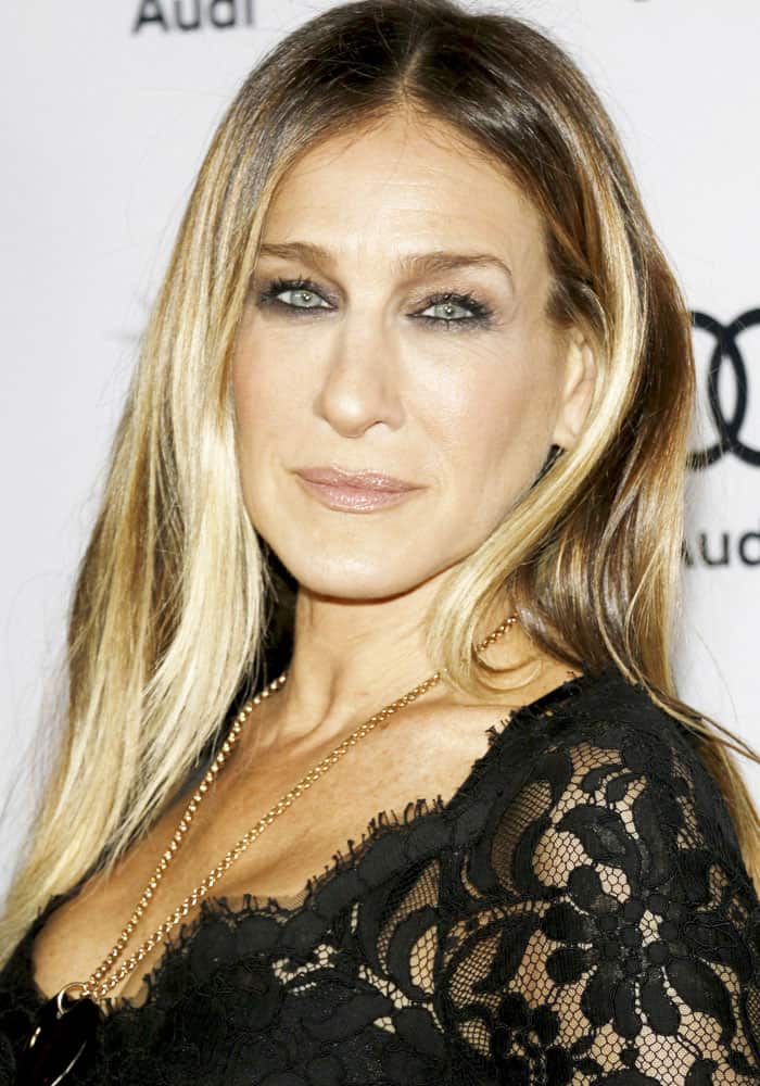 Sarah Jessica Parker wears a black lace dress by Dolce Gabbana at the 2016 AFI Festival