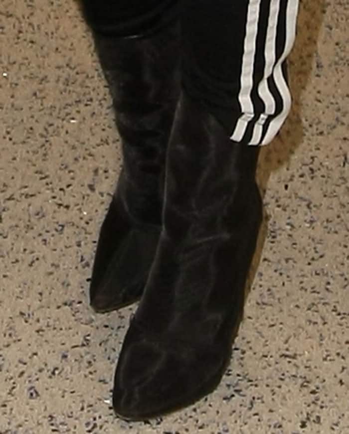 Khloé Kardashian shows off her Yeezy Season 3 mesh boots