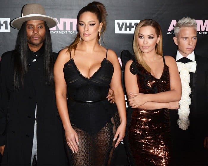 Rita poses with the new judges of 'America's Next Top Model'
