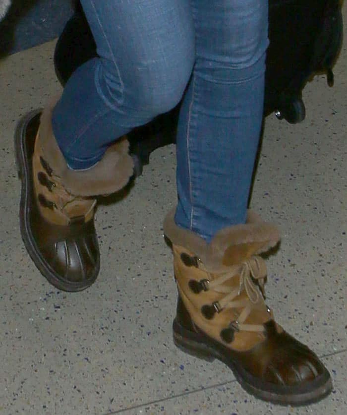 Julianne Hough pairs her skinny jeans with fur-trimmed duck boots