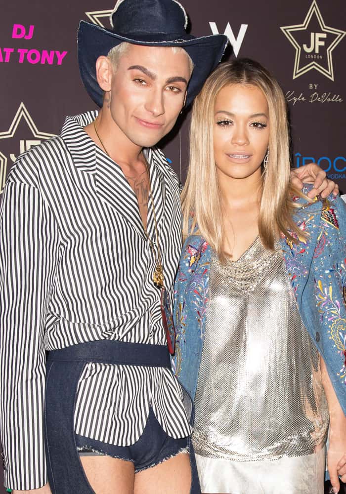 Rita poses with her best friend and stylist, Kyle De'Volle