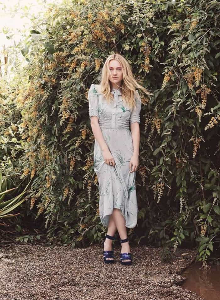 Dakota Fanning wearing the "Kathleen" sandals in Jimmy Choo's spring/summer 2017 style diary