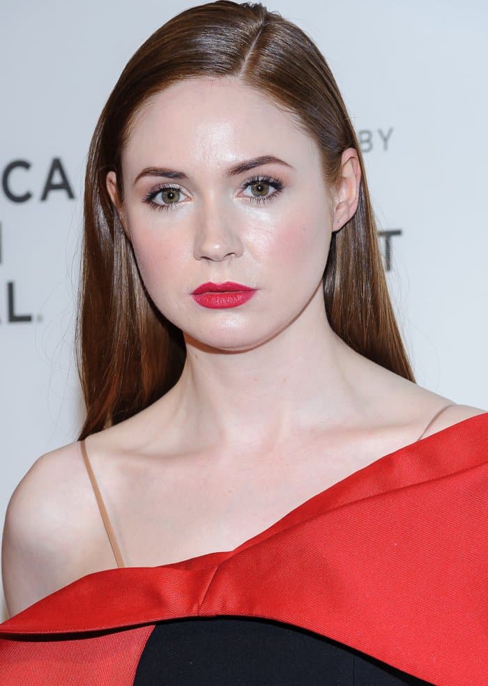 Karen Gillan wearing a Vika Gazinskaya fall 2017 ensemble and Jimmy Choo heels at the premiere of "The Circle" during the 2017 Tribeca Film Festival