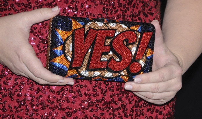 Rebel Wilson carrying a crystal-embellished pop-art clutch from Judith Leiber at the "Pitch Perfect 3" premiere
