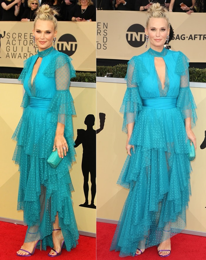 Molly Sims in an eccentric Greta Constantine Spring/Summer 2017 dress at the 2018 Screen Actors Guild Awards