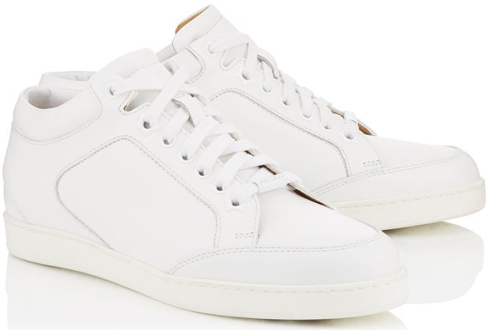 A popular low top lace up trainer, perfect for the weekend