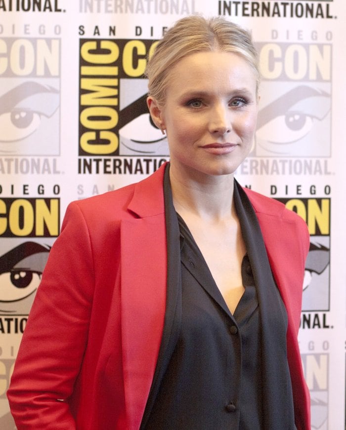 Kristen Bell wearing a Naaem Khan blouse while attending the panel discussion for 'The Good Place' at the 2018 Comic-Con at the Hilton Bayfront in San Diego, California, on July 21, 2018