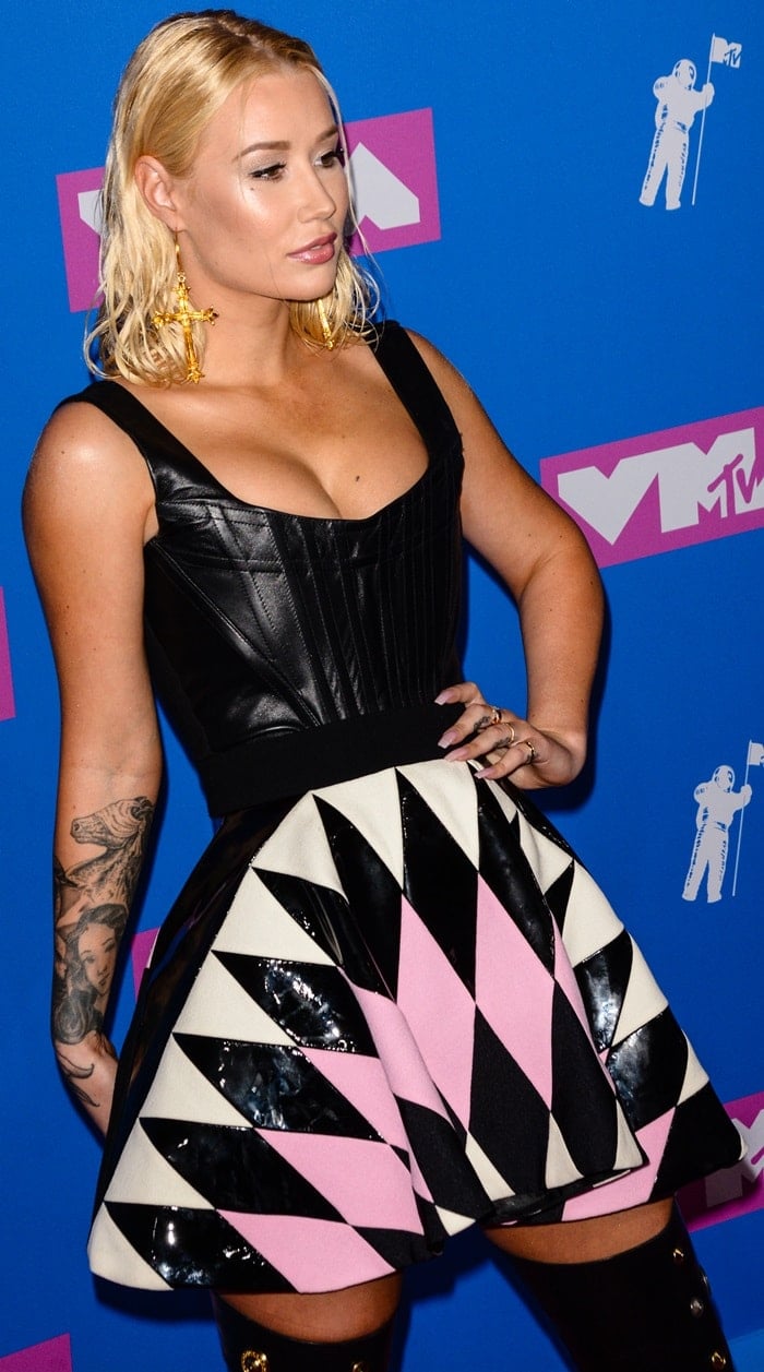 Iggy Azalea wearing a geometric dress from the Fausto Puglisi Fall 2018 RTW Collection