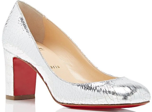 These silver craquelé leather pumps are styled with a rounded square toe and thick heel