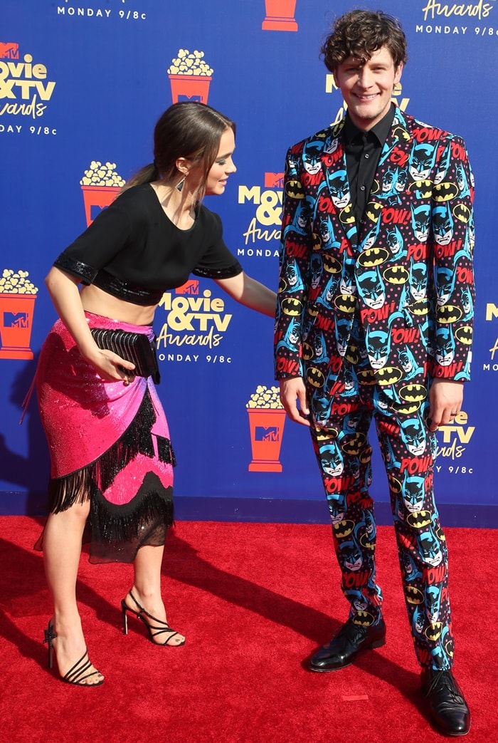Brett Dier and Haley Lu Richardson having fun at the 2019 MTV Movie TV Awards