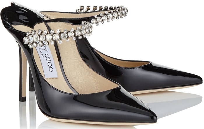 Its beautiful slip-on design makes it a unique style and emphasizes the leg-lengthening effect with its 100mm heel height