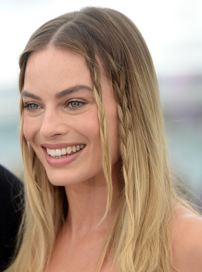 ’60s-inspired hairstyle: Margot Robbie's small summery braids
