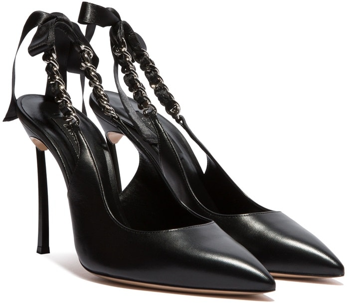 These chic Kelly Blade slingbacks will highlight your outfit