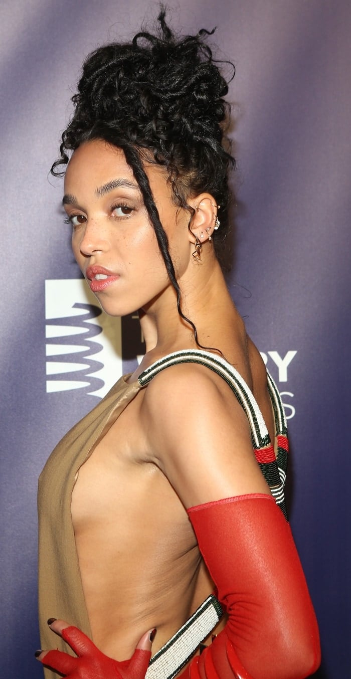 FKA Twigs wears a backless vintage Jean Paul Gaultier Fall 1999 dress at the 2018 Webby Awards