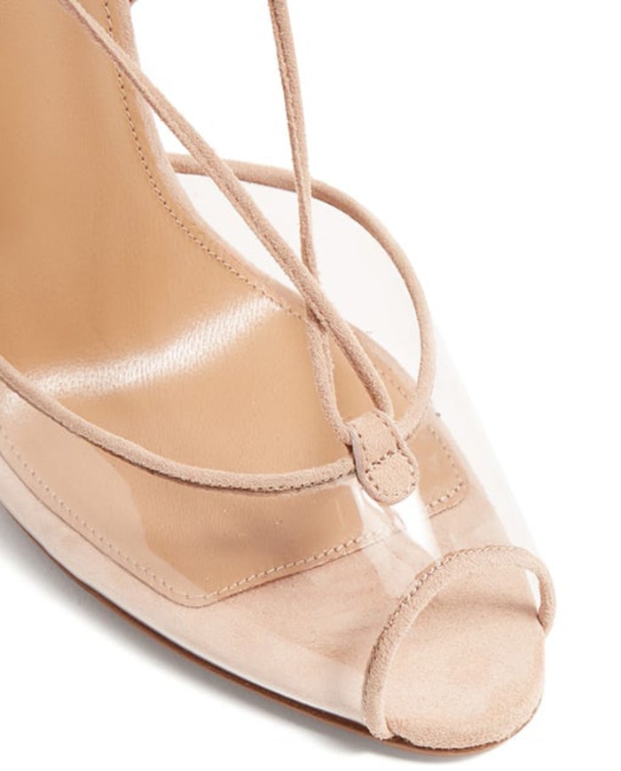 Designer Edgardo Osorio applies contemporary elements to classic silhouettes for Aquazzura’s latest collection, as showcased by these light pink Magic sandals