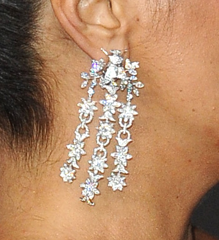Salma Hayek adds red-carpet sparkle with cascading diamond chandelier earrings from Gucci’s High Jewelry collection