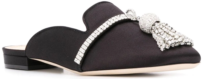 Priced at around $387, the Giannico “Louis” mules sit comfortably within the brand’s typical $350–$500 range, reflecting their blend of Italian craftsmanship and statement embellishment