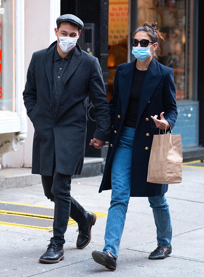 Katie Holmes welcomes fall in navy blue peacoat and straight-leg denim jeans