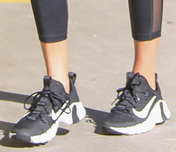 The Nike Free Metcon 3 sneakers combine flexible Free cushioning with a stable training base, making them ideal for gym workouts and off-duty wear