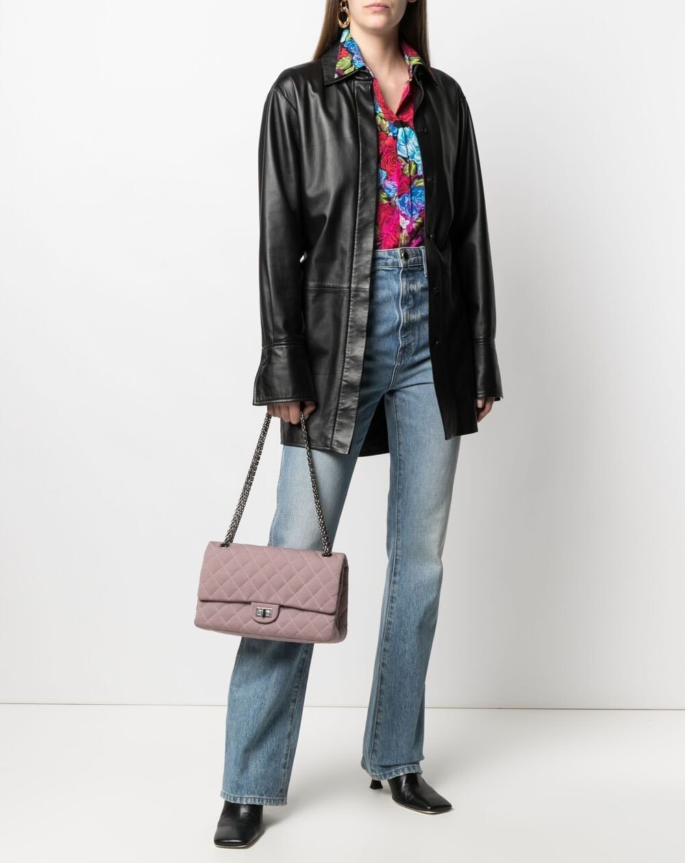 The 2.55 reissue Classic Flap has an understated look featuring the Mademoiselle turn-lock closure