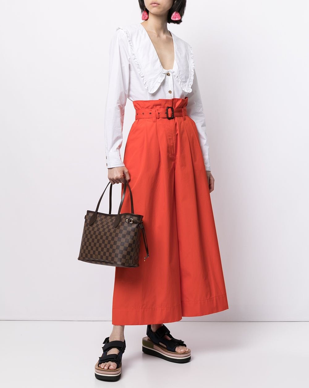 Roomy but not bulky, the Louis Vuitton Neverfull is a practical bag with a classic timeless design