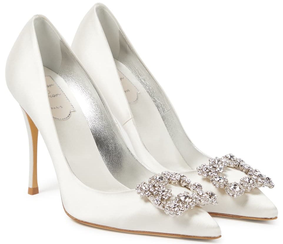 An all-time red-carpet favorite, the Flower Strass is elegantly designed with a floral crystal-embellished jewel buckle and thin stiletto heel