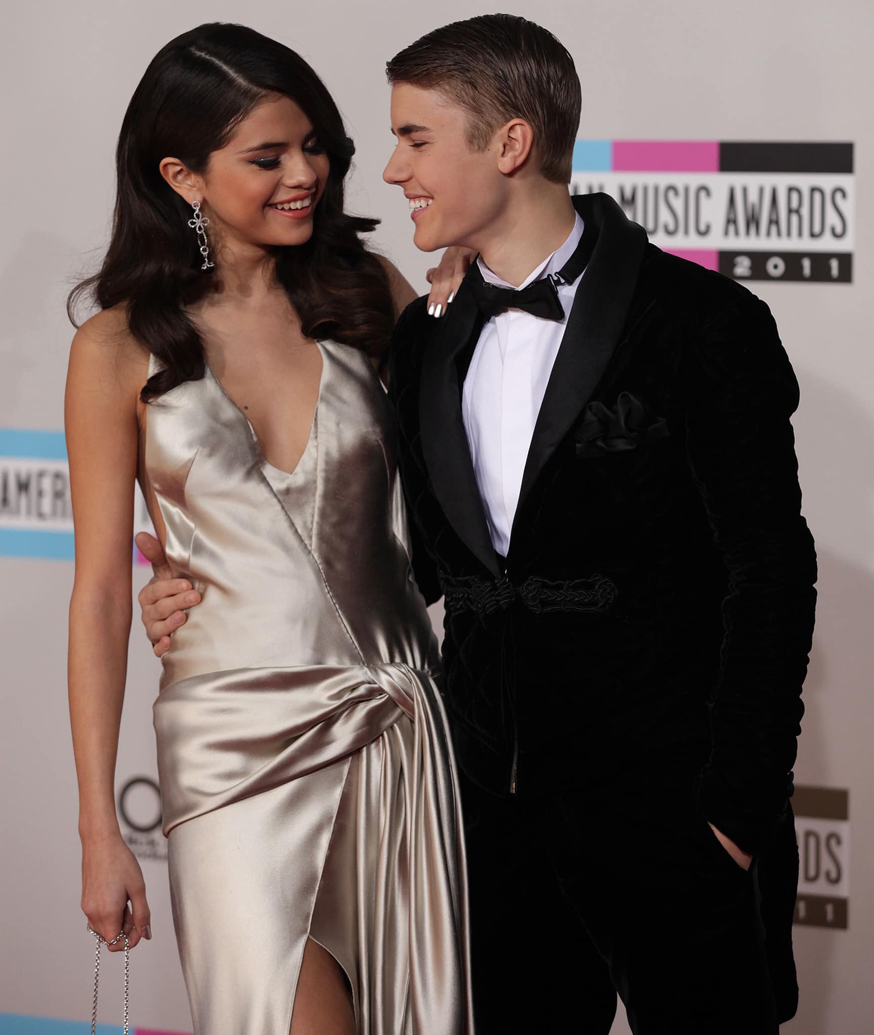 Selena Gomez, pictured with Justin Bieber at the 2011 American Music Awards, would later share how their tough breakup shaped her resilience and personal growth