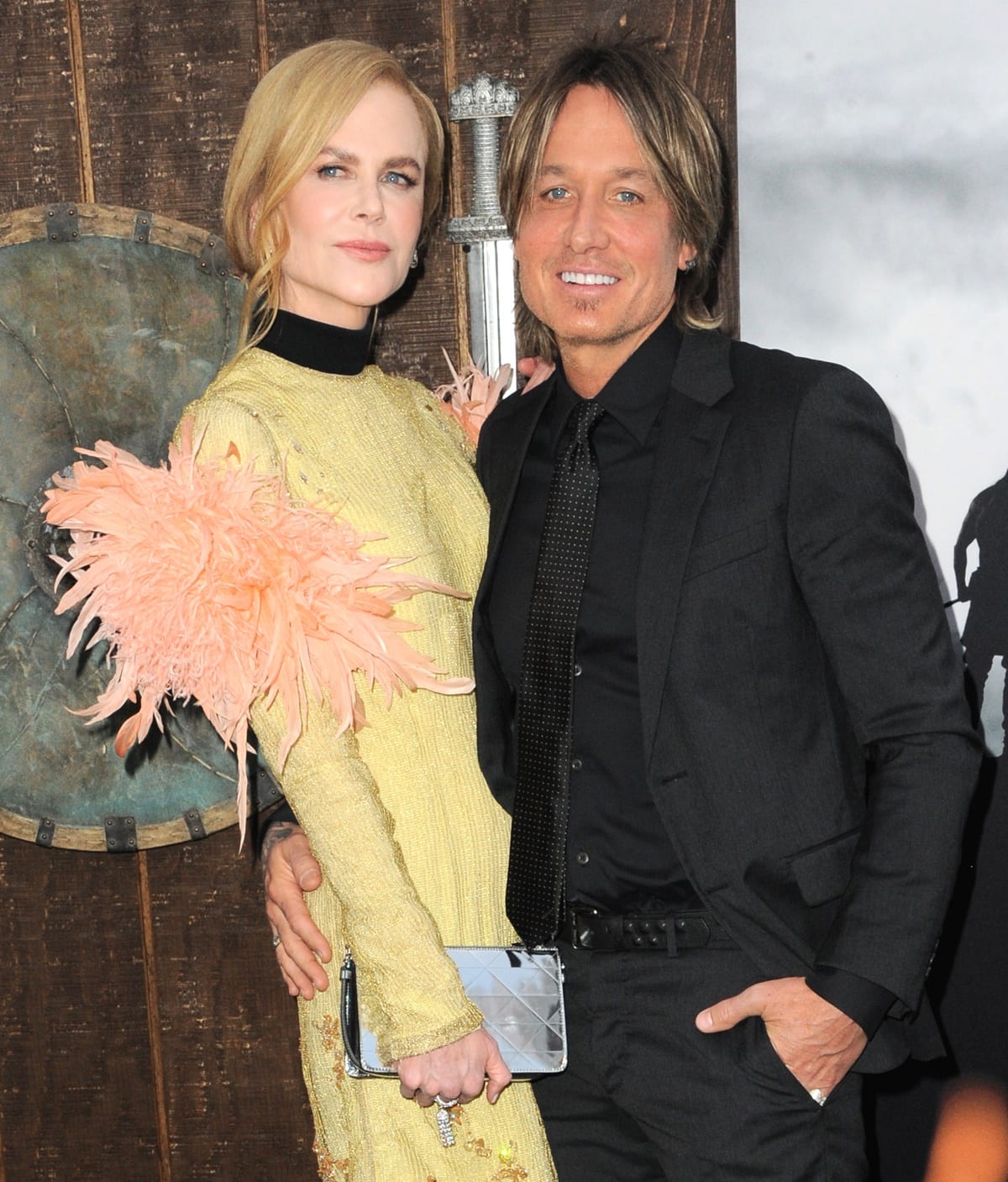 Towering Elegance: Nicole Kidman stands tall next to Keith Urban, showcasing her notable height advantage