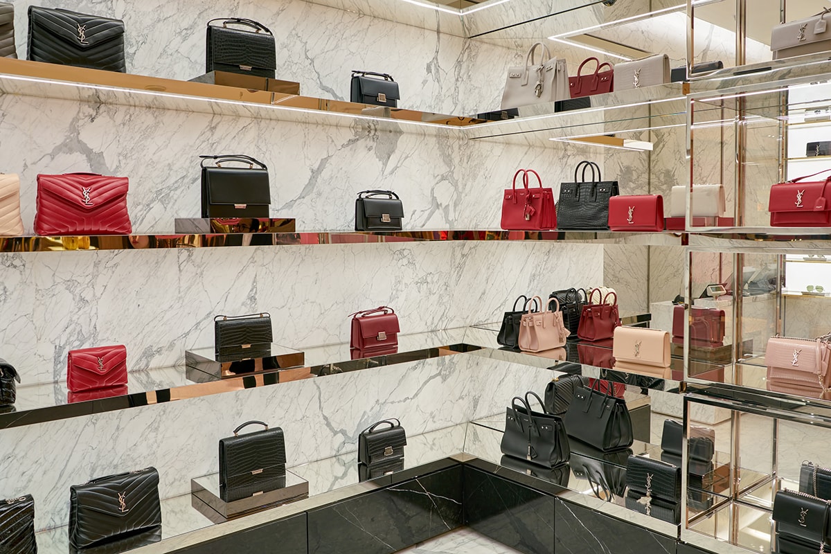 Authenticity in Craftsmanship: Saint Laurent handbags are produced in Italy, reflecting the brand’s emphasis on traditional leatherworking and quality materials