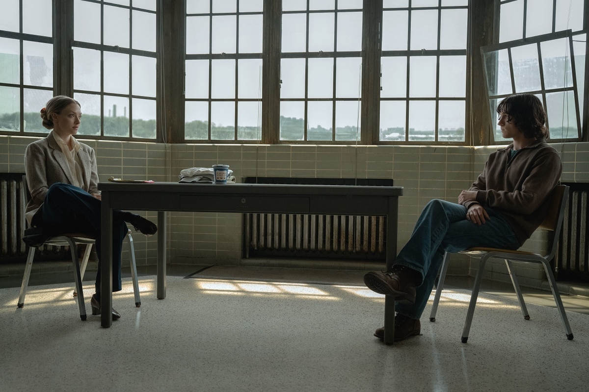 Amanda Seyfried as Rya Goodwin and Tom Holland as Danny Sullivan in the psychological thriller television miniseries The Crowded Room