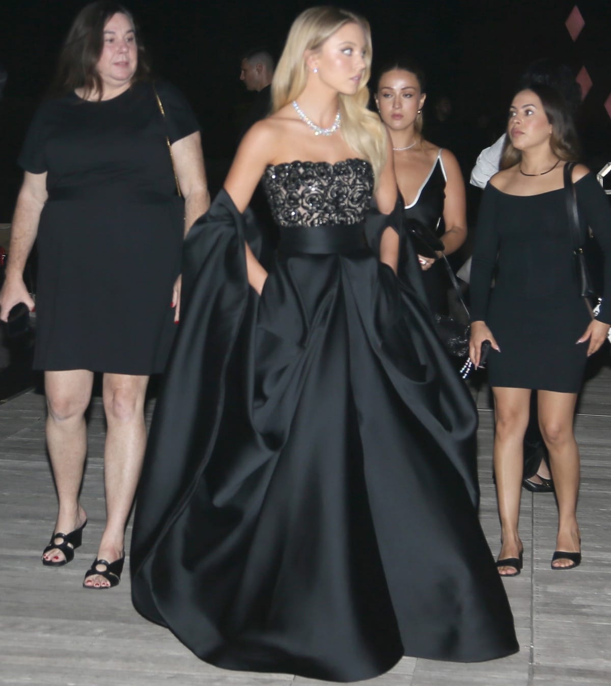 Sydney Sweeney looking stunning in a custom black gown from Armani Privè at Giorgio Armani’s “One Night Only” fashion show