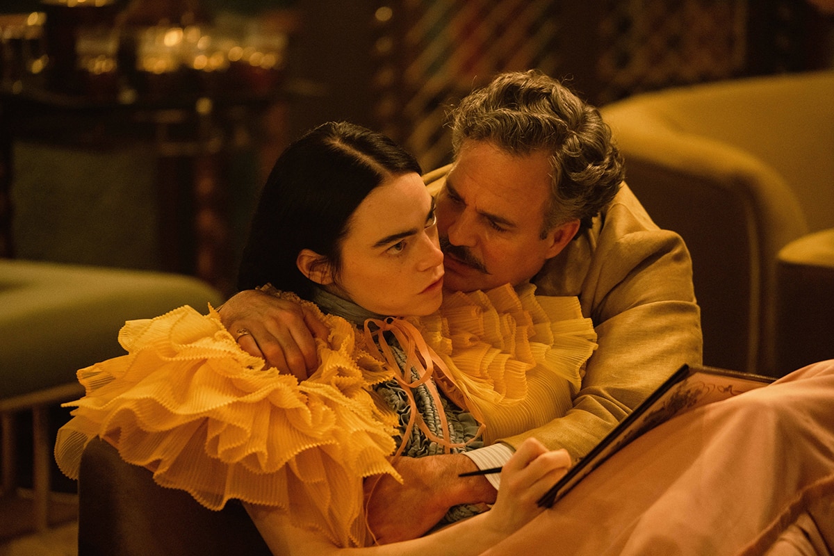 Mark Ruffalo stars as lawyer Duncan Wedderburn in the black comedy fantasy movie Poor Things